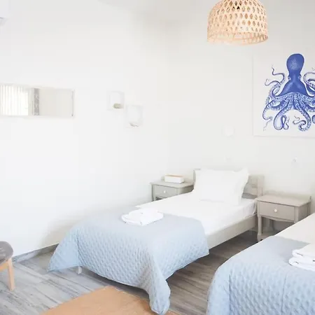 Swell S11 New In Apartment Naousa (Paros)